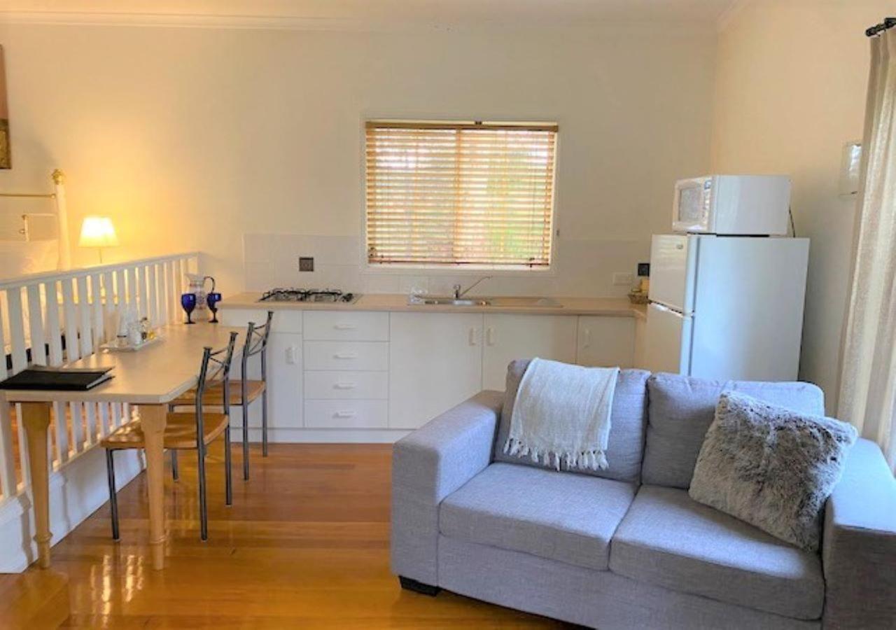 Granite Gardens Cottages & Lake Retreat スタンソープ エクステリア 写真