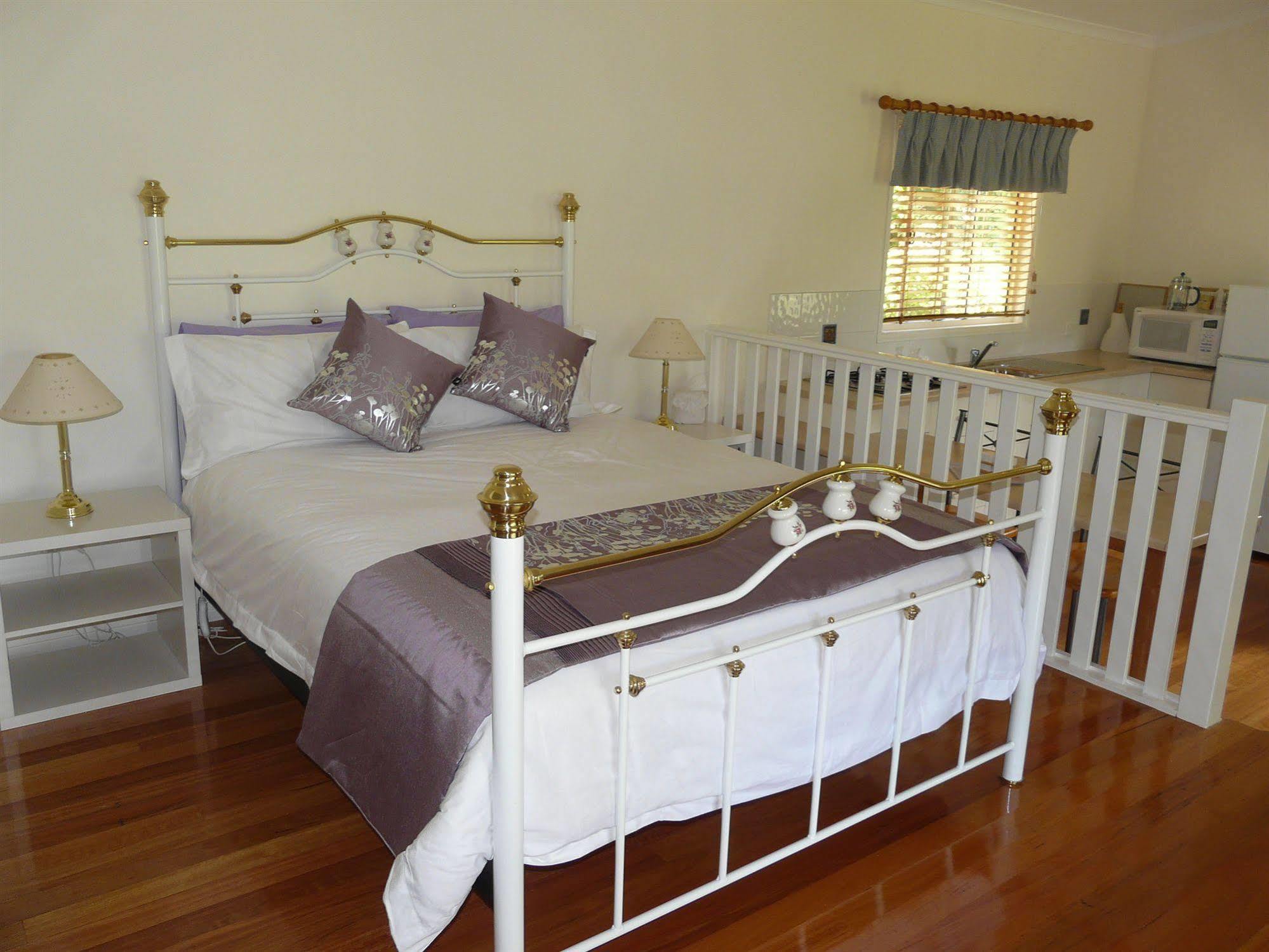 Granite Gardens Cottages & Lake Retreat スタンソープ エクステリア 写真